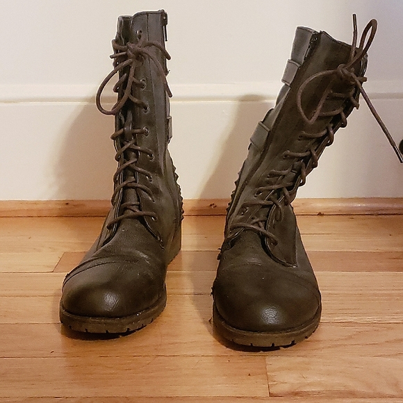 Brown combat boots - Picture 6 of 8